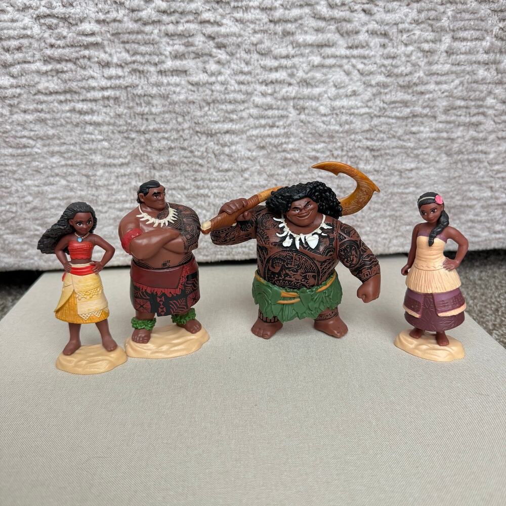 Disney Moana 2016 JAKKS Figure Lot Moana Maui Chief Tui Sina Family 4pc